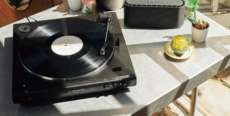 AT-LP60X Black