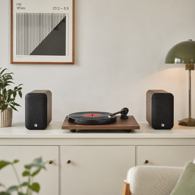Rega + Q Acoustics Walnut Комплект