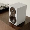 Sonik 1 White
