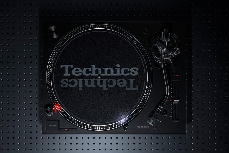 SL-1210MK7EE Black
