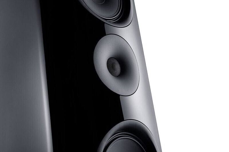 Reference 5 Black