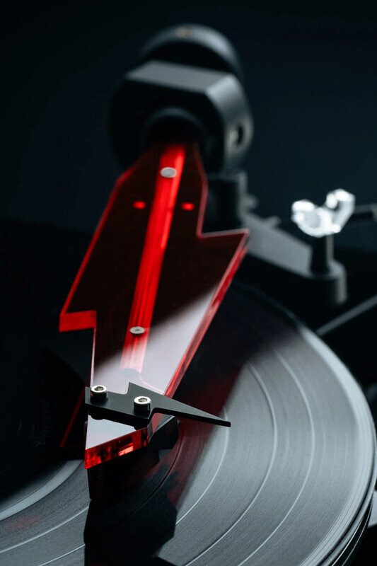 AC/DC Turntable