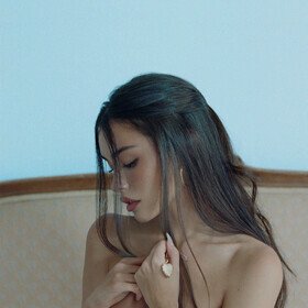 Locket Madison Beer