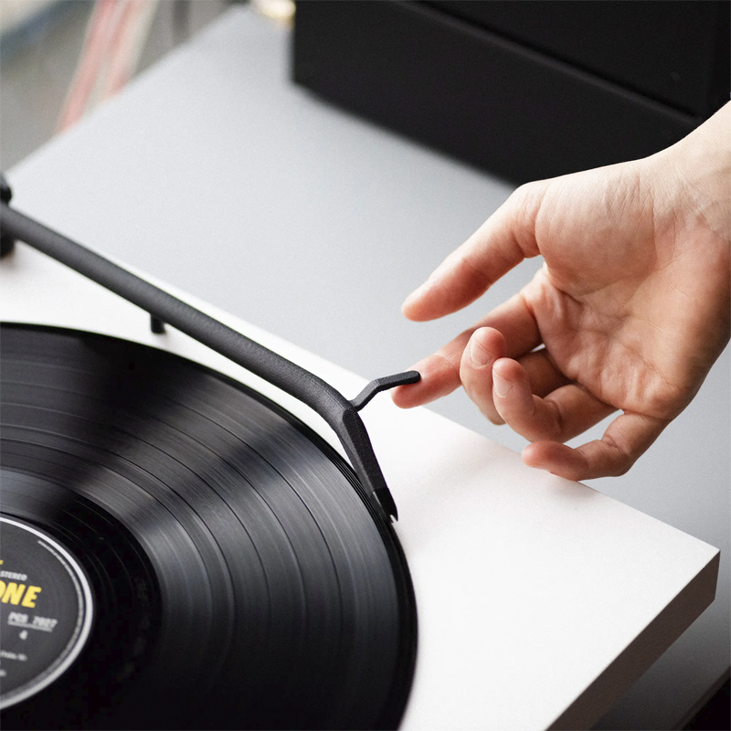 Tone Turntable Satin Black