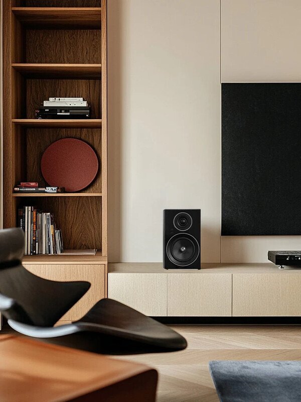C707PA MKII High Gloss Black