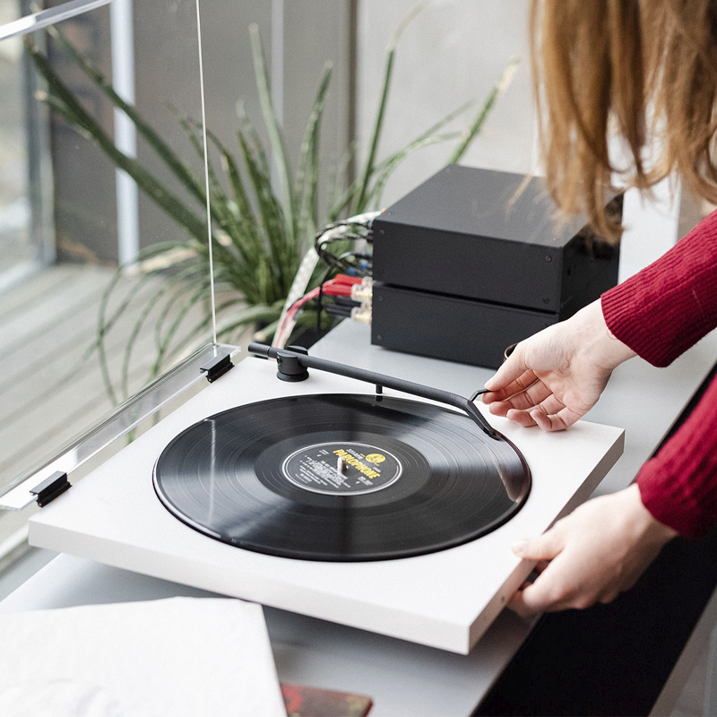 Tone Turntable Satin White