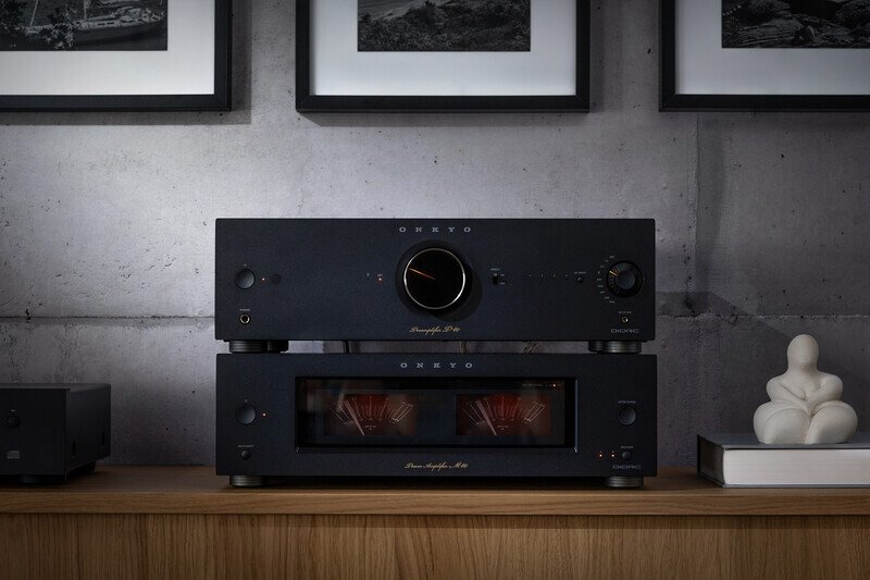Icon P-80 Black