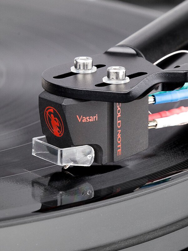 Vasari Red