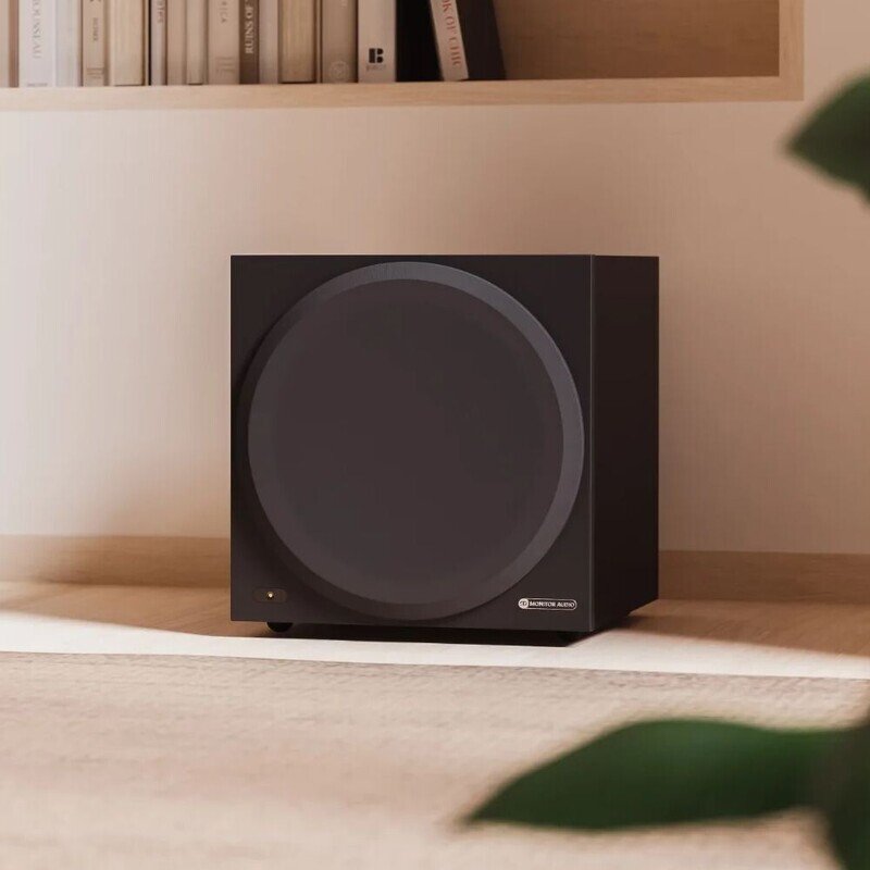 Vestra W12 Black