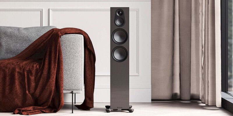 Silver 300 (7G) Carbon Black Metallic Limited Edition