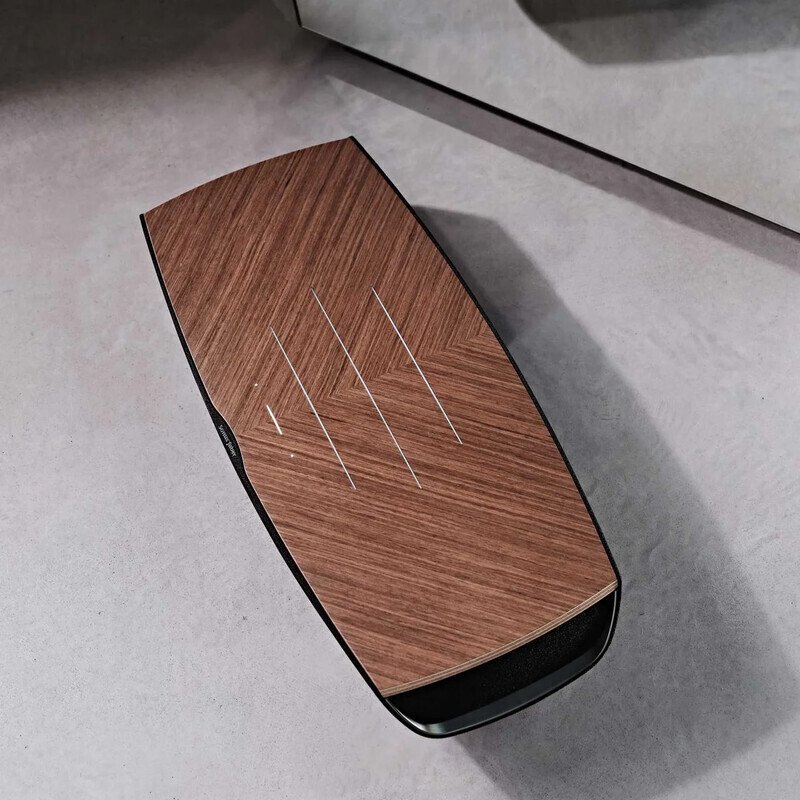 Omnia Walnut