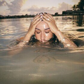 Gold Cleo Sol