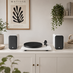 Rega + Q Acoustics White Комплект