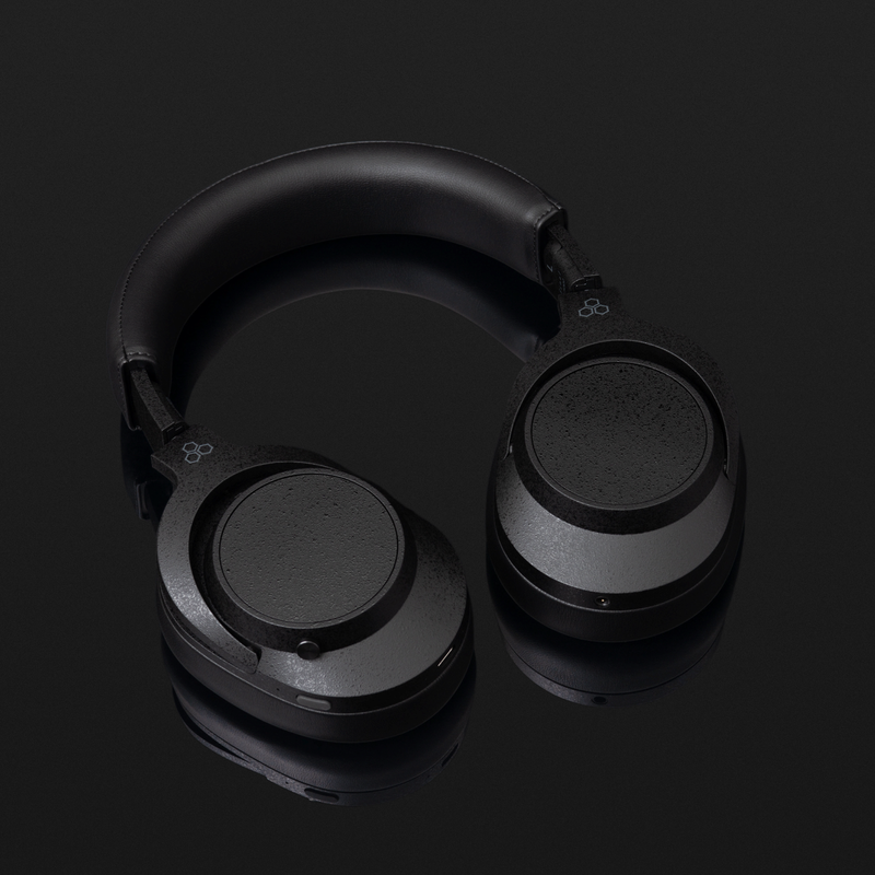 UX5000 Black