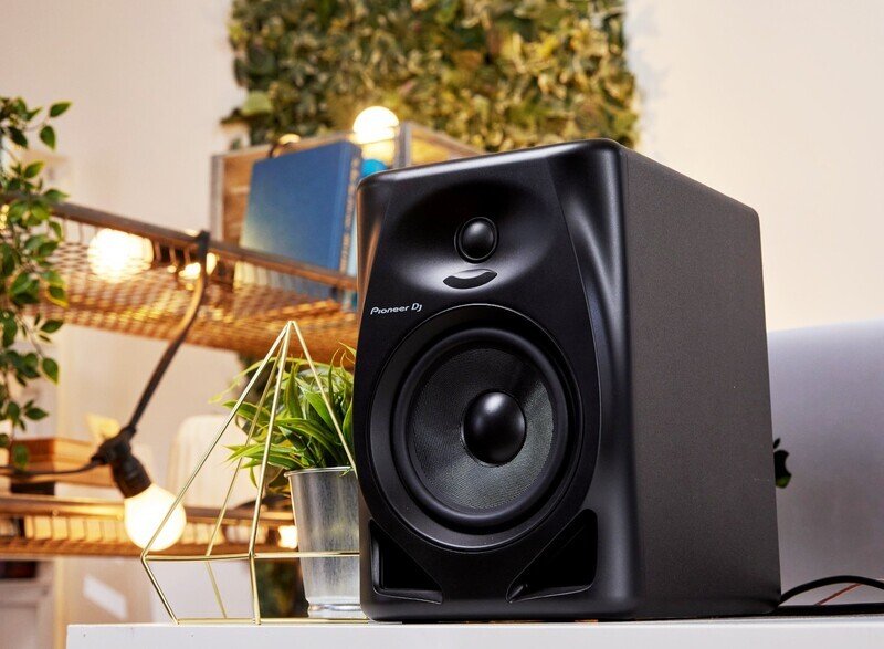 AlphaTheta DM-40D Black