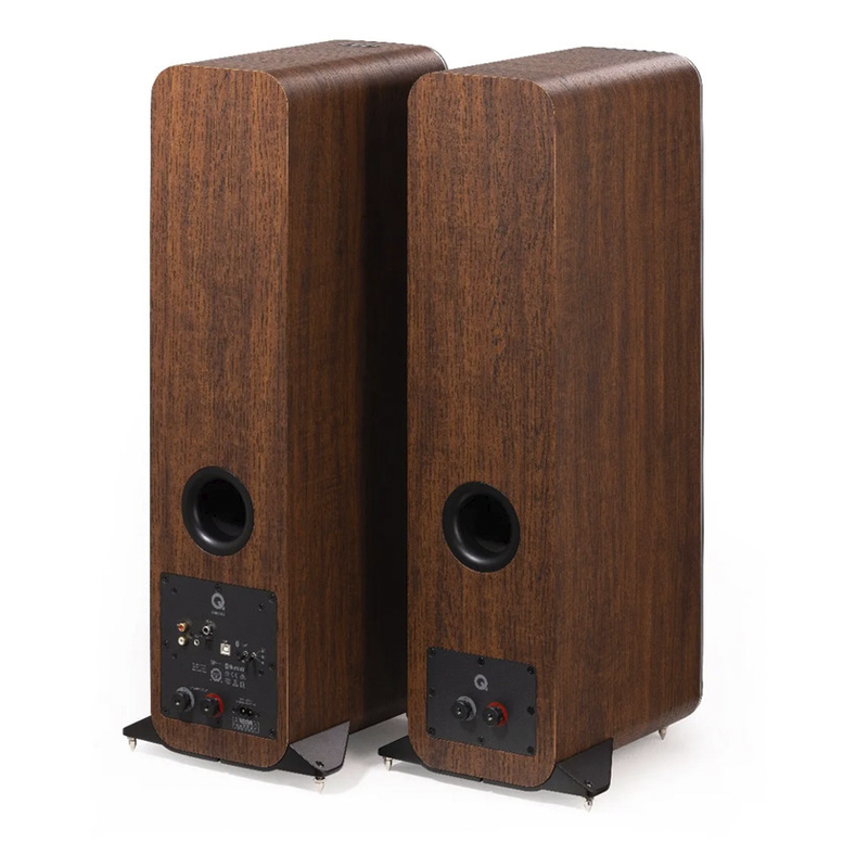 Q M40 HD Walnut 