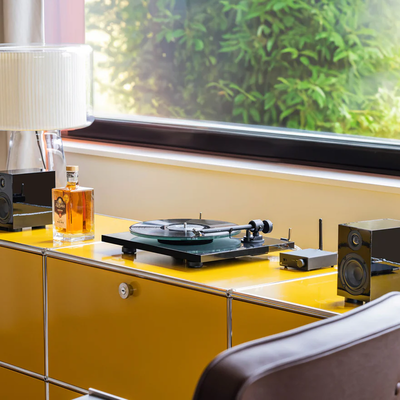 T1 EVO Phono OM10 Piano