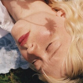 Florescence Maisie Peters