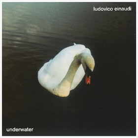 Underwater Ludovico Einaudi